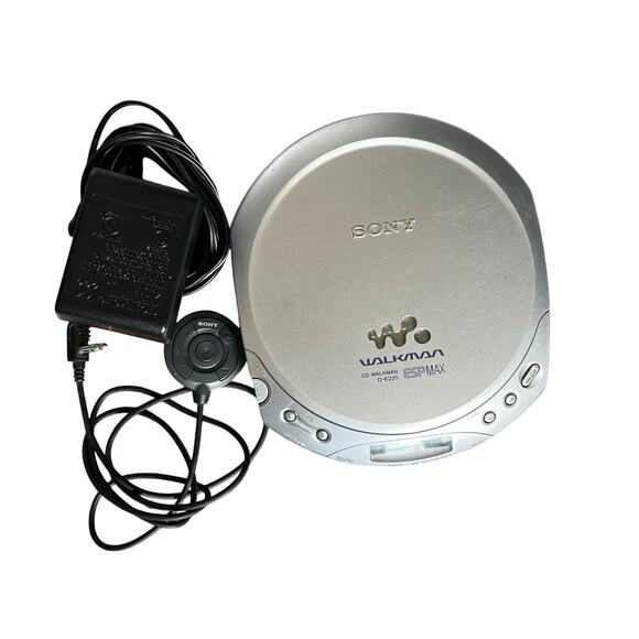 Sony Walkman Personal CD Player D-E225 AC Adaptor Remote Tested and Working - Picture 1 of 11